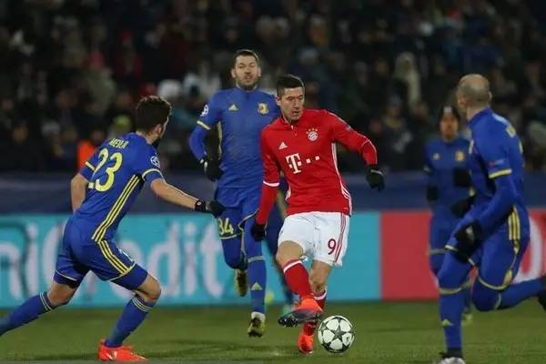 卢旺达等曾 卢旺达等曾