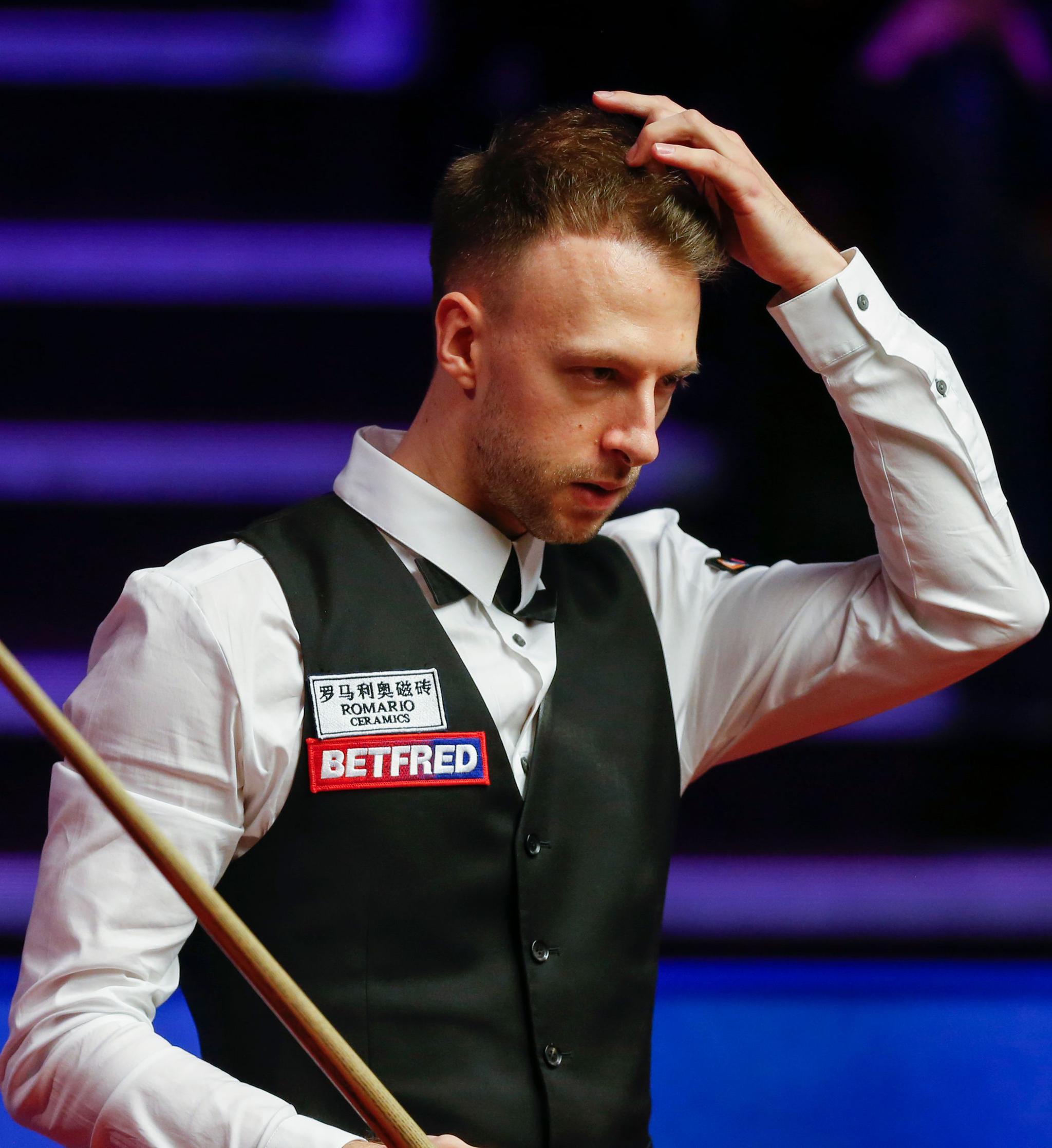 对方防线的 对方防线的