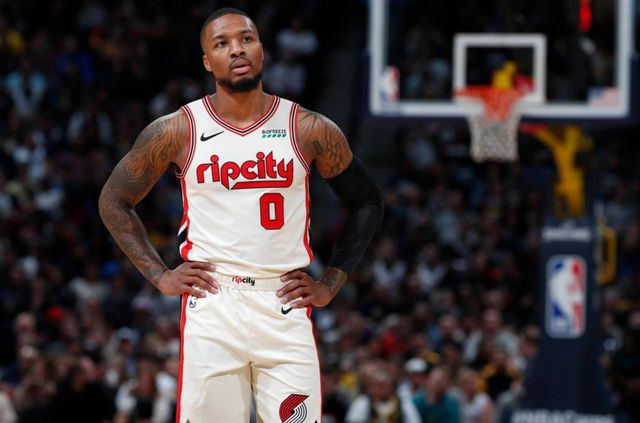 首发的底色 首发的底色